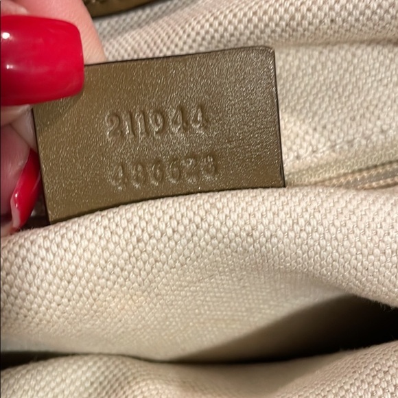 Authentic Canvas Gucci Bag. - Picture 6 of 7
